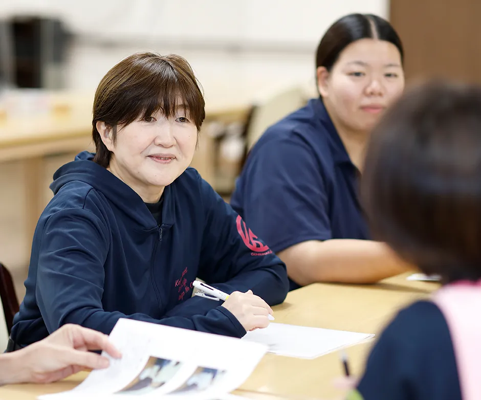 介護士［住宅型有料老人ホーム］ Y.Yさんインタビューの様子（3）