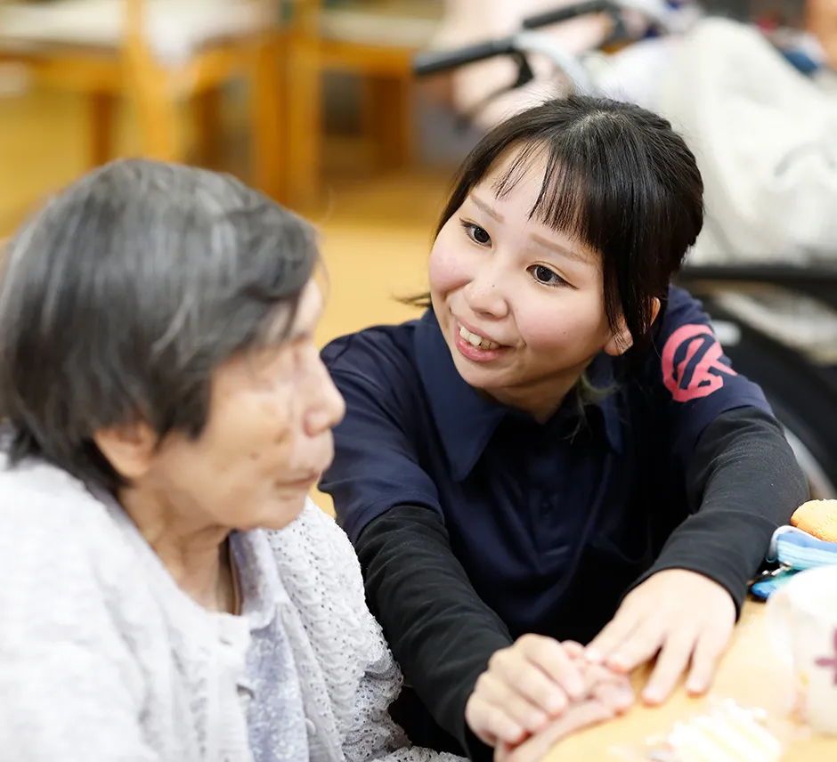 介護士［デイサービス］ T.Aさんインタビューの様子（3）